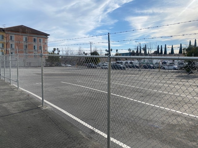 Secure 24/7 access commercial bobtail Truck Parking in San Jose