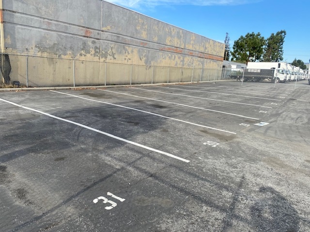 24/7 gated secure parking lot for bobtail trucks near 880 in San Jose